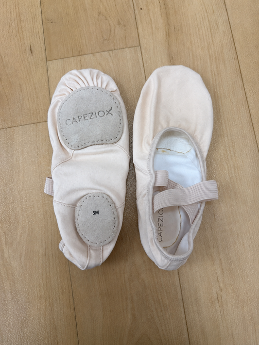 Split sole canvas ballet shoes - Capezio
