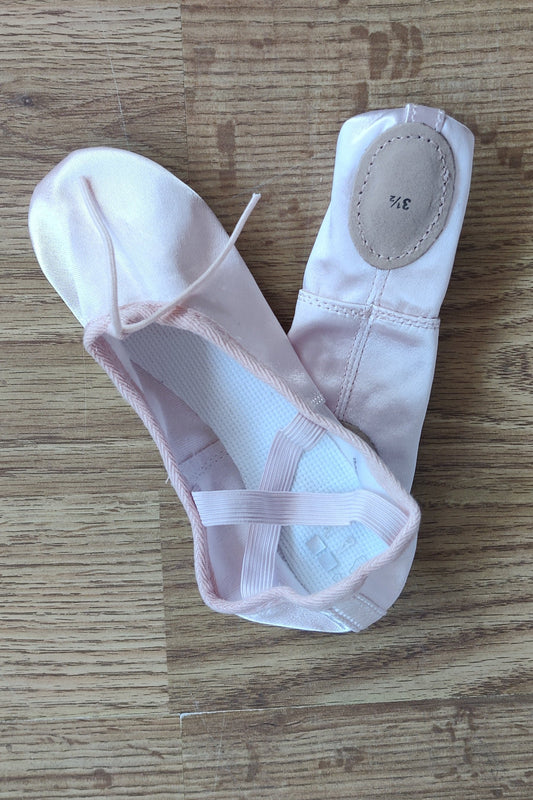 Split sole satin ballet shoe